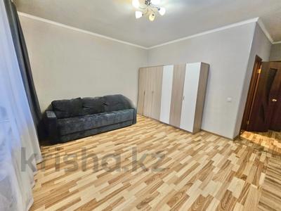 Аренда квартир в Астане: 1-комнатная квартира · 50 м² · 2/10 этаж, Габдуллина 12/1 за 170 000 〒 1-комнатная квартира · 50 м² · 2/10 этаж, Габдуллина 12/1 за 170 000 〒 в Астане, р-н Байконур