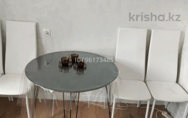 1-бөлмелі пәтер · 36 м² · 2/5 қабат, мкр 11, бағасы: 11 000 ₸ в Актобе — фото 3