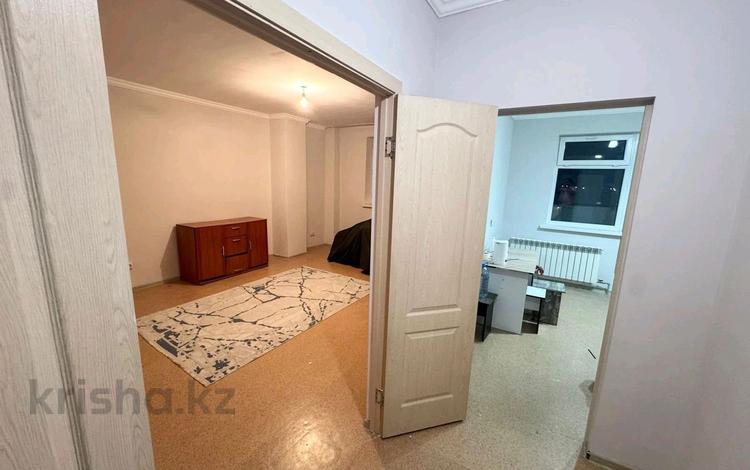 3-комнатная квартира · 93.3 м² · 12/12 этаж, Дукенулы 38/1 за 33 млн ₸ в Астане, Сарыарка р-н — фото 2