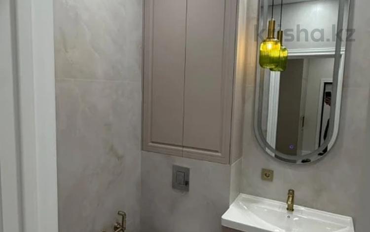 3-комнатная квартира · 70 м² · 4/18 этаж, ул. Е-36 за 47 млн ₸ в Астане, Нура р-н — фото 2