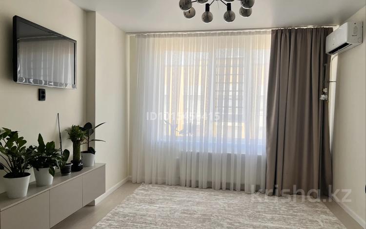 2-комнатная квартира · 50 м² · 9/9 этаж, мкр Нурсая, Абулхайр-хана 65 за 36 млн ₸ в Атырау — фото 2