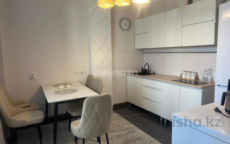 2-комнатная квартира · 62 м² · 12/16 этаж, Абая 8 за ~ 32.3 млн ₸ в Астане, Сарыарка р-н — фото 2