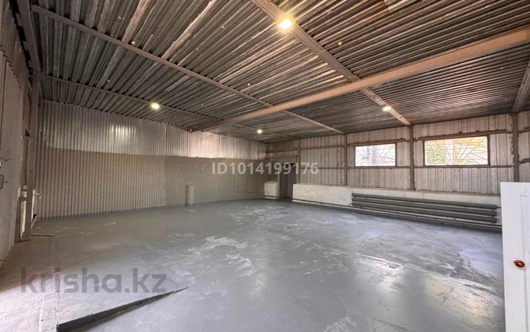 Склады · 180 м² за 594 000 ₸ в Уральске — фото 2