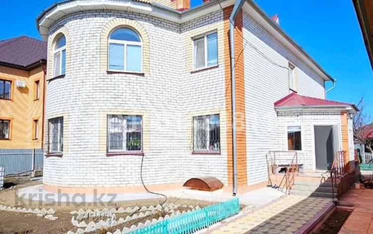 Отдельный дом · 8 комнат · 434 м² · 10 сот., Кенесары за 135 млн 〒 в Уральске — фото 25