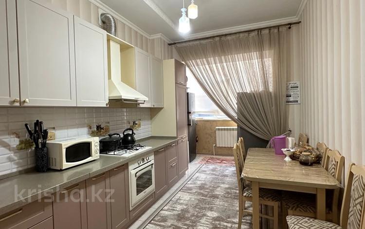 3-комнатная квартира · 102 м² · 2/5 этаж, мкр. Алтын орда, Алии Молдагуловой за 32.9 млн ₸ в Актобе — фото 22