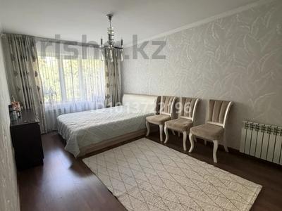 3-комнатная квартира · 62.5 м² · 3/5 этаж, мкр Тастак-3 — Дуйсенова за ~ 50 млн ₸ в Алматы, Алмалинский р-н