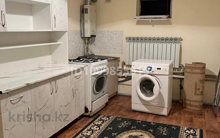 2-бөлмелі пәтер · 40 м², мкр Шапагат-2 — Жібек жолы, бағасы: 75 000 ₸ в Шымкенте, Каратауский р-н — фото 2