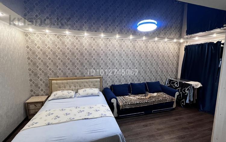 1-комнатная квартира · 40 м², мкр Новый Город, Ерубаева 47 за 2 000 ₸ в Караганде, Казыбек би р-н — фото 2