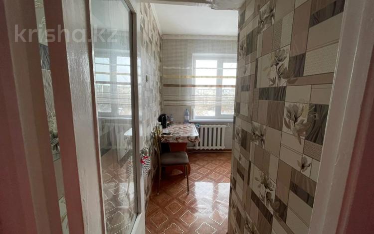 3-бөлмелі пәтер · 57 м² · 5/5 қабат, Алдабергенова, бағасы: 14 млн ₸ в Талдыкоргане, мкр Самал — фото 2