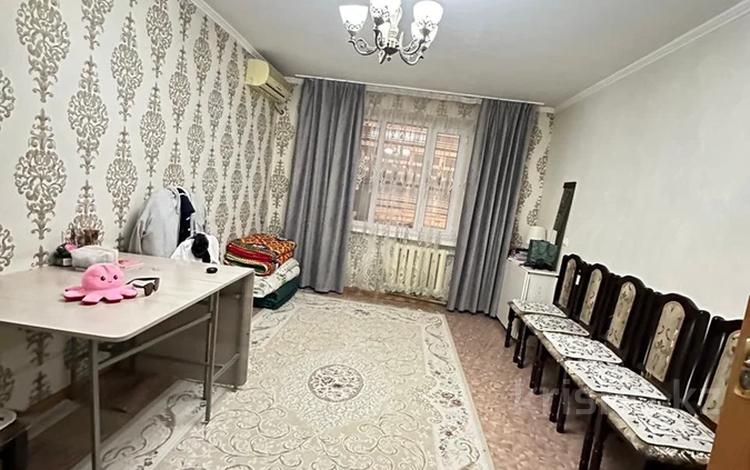 3-комнатная квартира, 63 м², 5/5 этаж, жастар за 16 млн 〒 в Талдыкоргане, мкр Жастар — фото 2