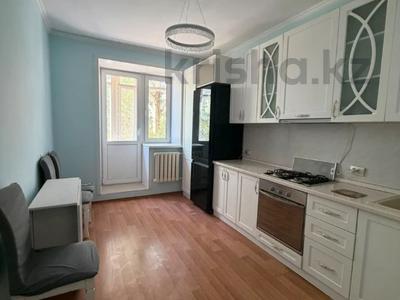 2-бөлмелі пәтер · 62 м² · 3/9 қабат, Б. Момушулы 18, бағасы: 28 млн ₸ в Астане, Алматы р-н
