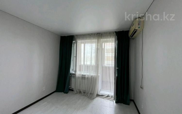 1-комнатная квартира · 33 м² · 6/9 этаж, Аз наурыз 8 — 11 микрорайон за 130 000 ₸ в Актобе — фото 2