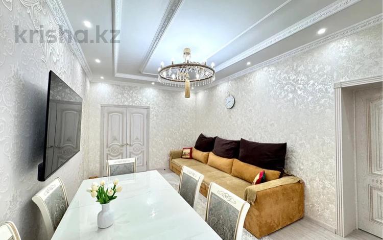 4-комнатная квартира, 100 м², 1/12 этаж, Улы Дала 33/1