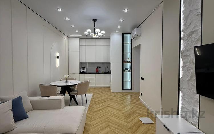 2-бөлмелі пәтер · 60 м² · 8 қабат, Розыбакиева 197/2, бағасы: 77 млн ₸ в Алматы, Бостандыкский р-н — фото 2
