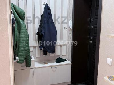 2-комнатная квартира · 40 м² · 1/2 этаж, мкр Михайловка , Касыма Аманжолова 15/3 — Дом стоит по улице Охотская за 16 млн ₸ в Караганде, Казыбек би р-н