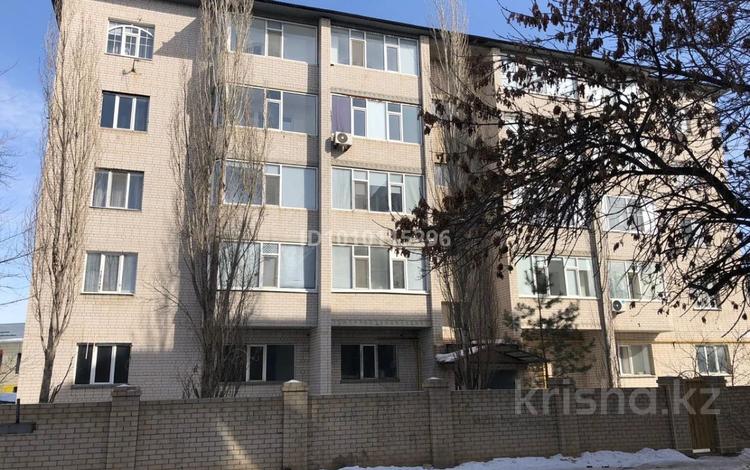 3-бөлмелі пәтер · 130 м² · 4/5 қабат, мкр 5, Есет батыра 97/4, бағасы: 47.1 млн 〒 в Актобе — фото 4