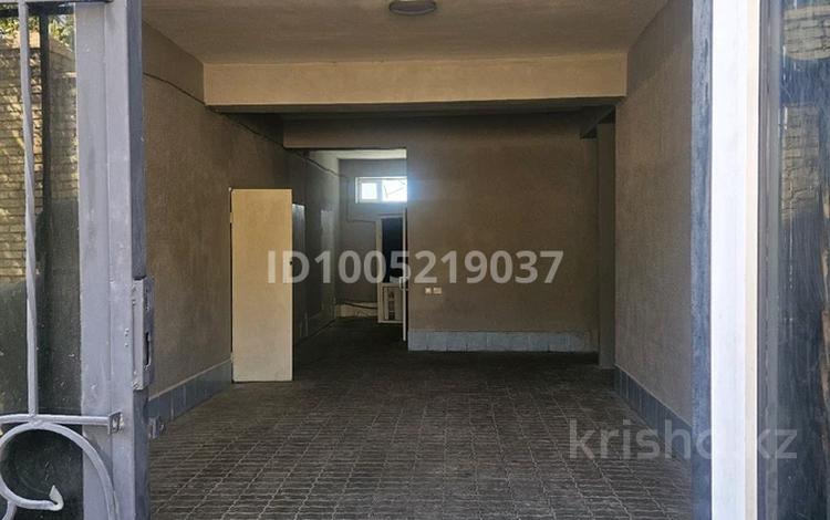 Офисы, склады · 613 м² за 300 000 ₸ в Таразе — фото 2