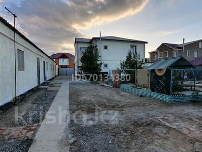 Жеке үй · 5 бөлме · 200 м² · 10 жүзд., Атырау ш/а. 2, бағасы: 45 млн ₸ в мкр Атырау