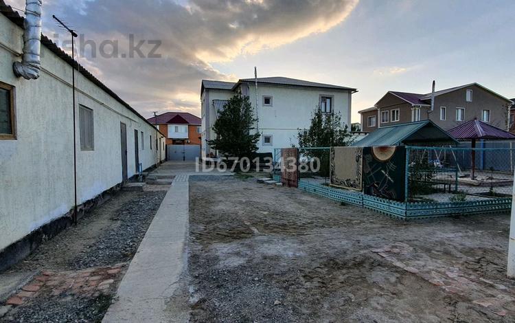 Жеке үй · 5 бөлме · 200 м² · 10 жүзд., Атырау ш/а. 2, бағасы: 45 млн ₸ в мкр Атырау — фото 2