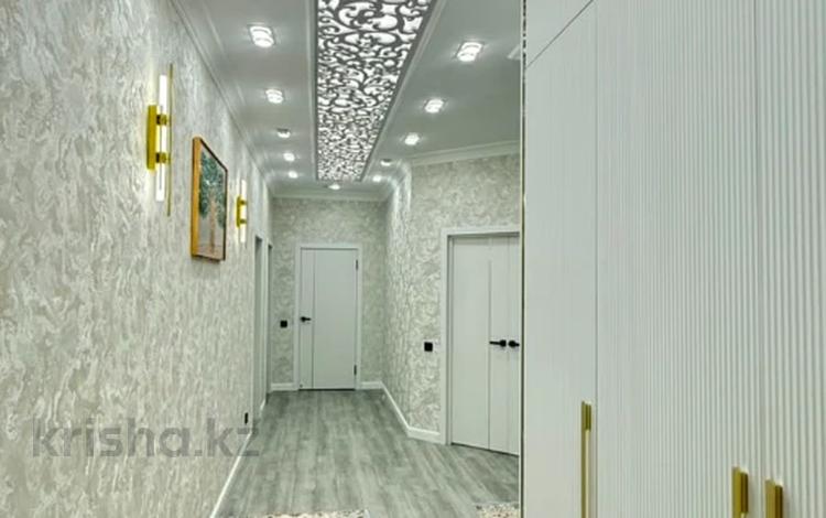 3-комнатная квартира · 109 м² · 3/7 этаж, 19-й мкр 45/3 за 41.5 млн ₸ в Актау — фото 11