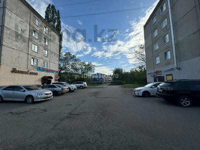 1-комнатная квартира, 30.3 м², 2/5 этаж, Канипы Битибаевой 6 за 10.3 млн 〒 в Усть-Каменогорске
