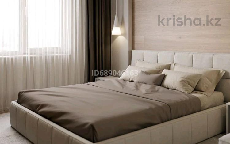 1-комнатная квартира · 50 м² · 4/9 этаж, Есенжанова люкс 3/3 — ЖК Есенжанова Амега за 15 000 ₸ в Уральске — фото 2