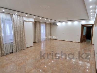 Продажа квартир в Жетысу обл.: 3-комнатная квартира · 143 м² · 3/3 этаж, Мкр. Мушелтой 12б за 55 млн 〒 3-комнатная квартира · 143 м² · 3/3 этаж, Мкр. Мушелтой 12б за 55 млн 〒 в Талдыкоргане, мкр Мушелтой