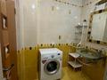 2-комнатная квартира · 80 м² · 7/9 этаж, проспект Каныша Сатпаева 27 за 250 000 ₸ в Атырау — фото 25