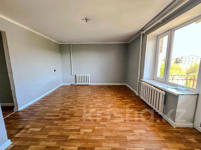 1-бөлмелі пәтер · 33 м² · 4/5 қабат, мкр самал, бағасы: 12.5 млн ₸ в Талдыкоргане, мкр Самал