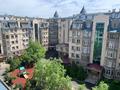 4-комнатная квартира, 190 м², 6/6 этаж, Есенберлина 155 за 168 млн 〒 в Алматы, Медеуский р-н