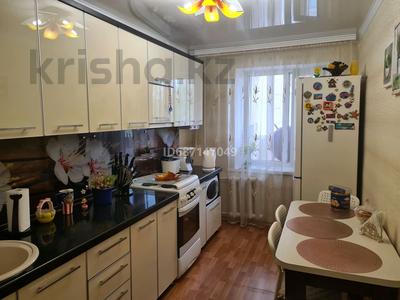 3-комнатная квартира, 60.5 м², 3/9 этаж, мкр Юго-Восток 11 — Муканова-пр.республики за 27 млн 〒 в Караганде, Казыбек би р-н