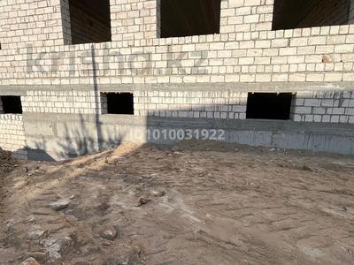 Свободное назначение, офисы, магазины и бутики, склады, общепит, салоны красоты, бани, гостиницы и зоны отдыха, медцентры и аптеки, образование, развлечения · 100 м² за 10 млн 〒 в Жанаозен
