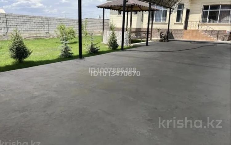 Отдельный дом · 8 комнат · 200 м² · 8 сот., мкр Асар-2 130 — Атакент за 67 млн ₸ в Шымкенте, Абайский р-н — фото 2