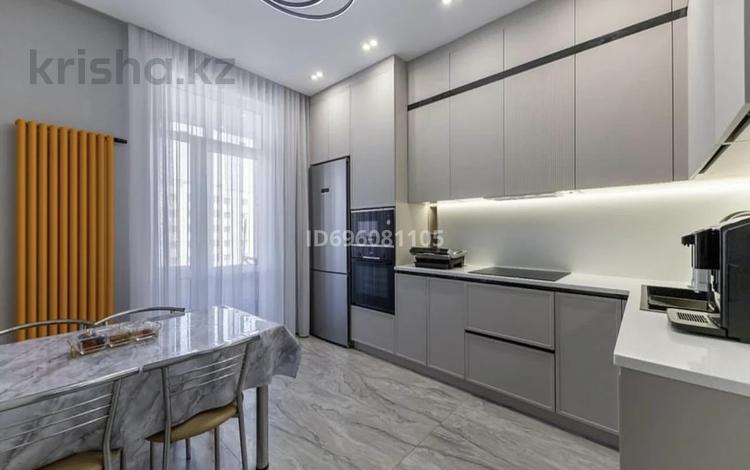 3-комнатная квартира, 142 м², Д. Кунаева 35/1