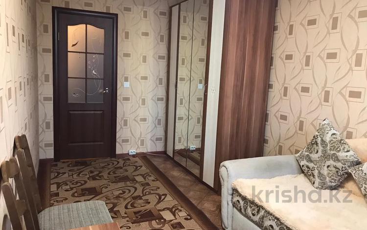 3-бөлмелі пәтер · 70 м² · 5/5 қабат, 10 мкр 7, бағасы: 20 млн ₸ в Аксае — фото 2