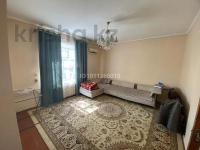 3-бөлмелі пәтер · 80 м² · 2/2 қабат, Майса 8 — Находится возле школы Низамхан, бағасы: 13.5 млн ₸ в Шымкенте, Аль-Фарабийский р-н