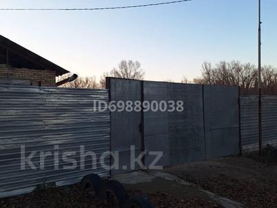 Продажа домов и дачи в Алматинской обл.: Дача · 3 комнаты · 56 м² · 16 сот., Дачный массив за 20 млн 〒 Дача · 3 комнаты · 56 м² · 16 сот., Дачный массив за 20 млн 〒 в Междуреченске
