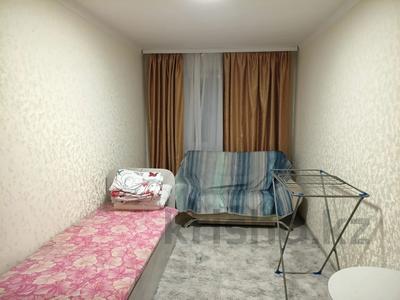 2-комнатная квартира · 44 м² · 1/5 этаж, пр. Мира — ТД Одежда, школа №19, №24, тынок, роддом за 10 млн ₸ в Темиртау