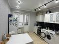 2-комнатная квартира · 61 м² · 7/9 этаж, мкр. Зачаганск пгт Бирлик 7/1 — Рядом гипермаркет Алтындар, спортивная школа, мечеть, во дворе детский садик, рядом остановка, все в шаговой доступности за 25 млн ₸ в Уральске — фото 3