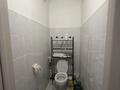 2-комнатная квартира · 61 м² · 7/9 этаж, мкр. Зачаганск пгт Бирлик 7/1 — Рядом гипермаркет Алтындар, спортивная школа, мечеть, во дворе детский садик, рядом остановка, все в шаговой доступности за 25 млн ₸ в Уральске — фото 7