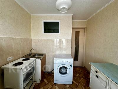 3-комнатная квартира, 57 м², 4/4 этаж, Кайсенова 84 за 16.5 млн 〒 в Усть-Каменогорске