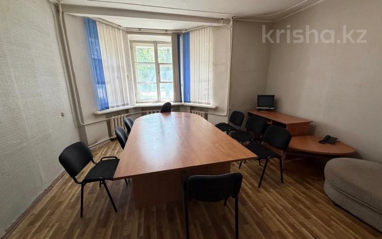 3-бөлмелі пәтер · 76.5 м² · 1/3 қабат, Урицкого, бағасы: 18.5 млн ₸ в Костанае — фото 2