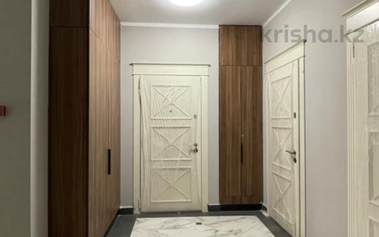 2-комнатная квартира, 60 м², 1/4 этаж, Ер Тостык 3 за 38 млн 〒 в Алматы, Наурызбайский р-н — фото 2