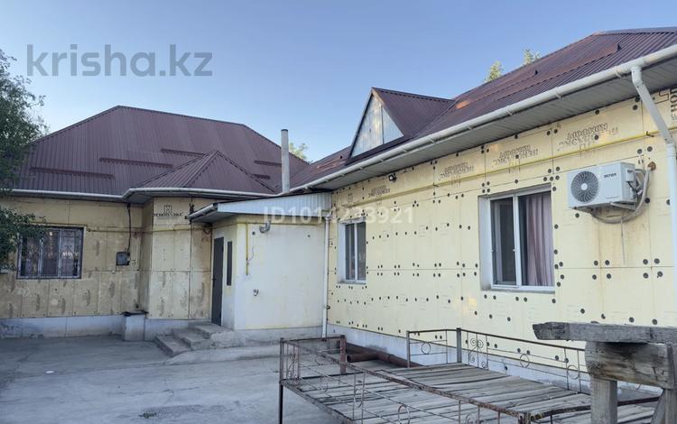 Отдельный дом · 7 комнат · 300 м² · 8 сот., Акымбекова 51А — 2 этаж магазин жанында за 25 млн ₸ в Арыси — фото 2