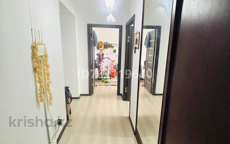 3-бөлмелі пәтер · 76.5 м² · 4/5 қабат, Коктем 16 — Рядом высший многопрофильный колледж гражданской защиты, бағасы: 30 млн ₸ в Кокшетау — фото 2