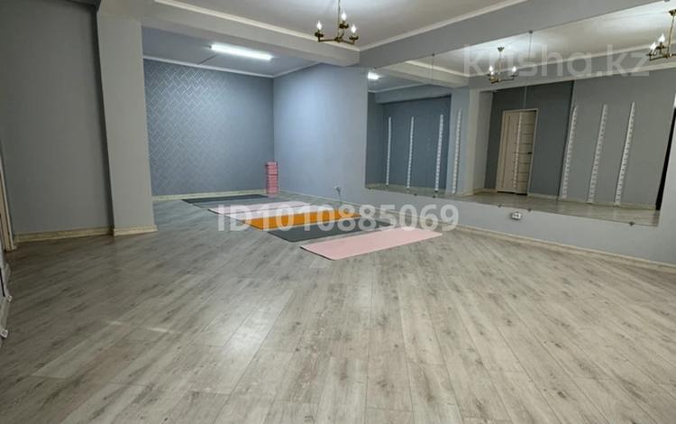Офисы, склады, образование, кабинеты и рабочие места · 60 м² за 100 000 ₸ в Актау, 34-й мкр — фото 5