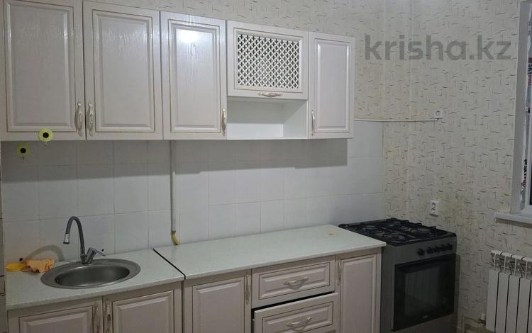 2-бөлмелі пәтер · 65 м² · 8/9 қабат, мкр Туран-2 — Через агенство услуга 35000 тенге, бағасы: 120 000 〒 в Шымкенте, Каратауский р-н — фото 2