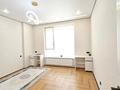 3-комнатная квартира · 75.4 м² · 3/9 этаж, Турар Рыскулов 22 — БИЗНЕС КЛАСС С ДОКУМЕНТАМИ!!! ГОРЯЩАЯ!!! за 75.5 млн ₸ в Астане, Есильский р-н — фото 5