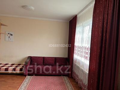 1-комнатная квартира, 30 м², 2 этаж помесячно, Алтын -ауыл 10 г за 150 000 〒 в Каскелене