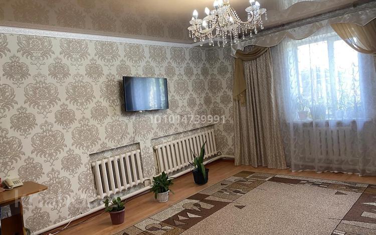 Отдельный дом · 3 комнаты · 85 м² · 10 сот., Ул.Рыскулова 18Б за 32 млн ₸ в Семее — фото 18